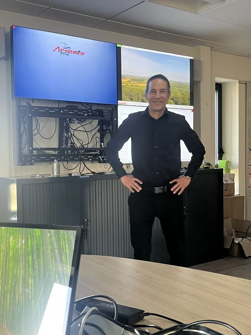 Muro de vídeo del CODIS mostrando los flujos operativos centralizados por Easy Multi Display