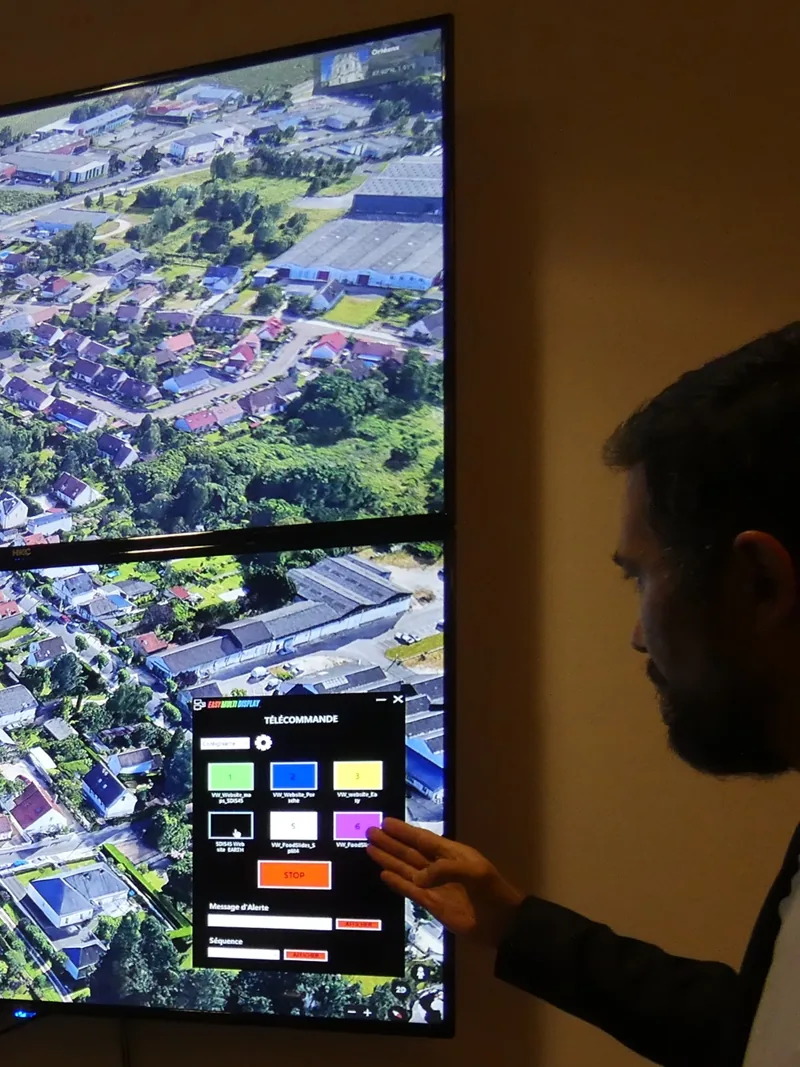 Touch screen controlling the video wall with the Scenario Panorama interface